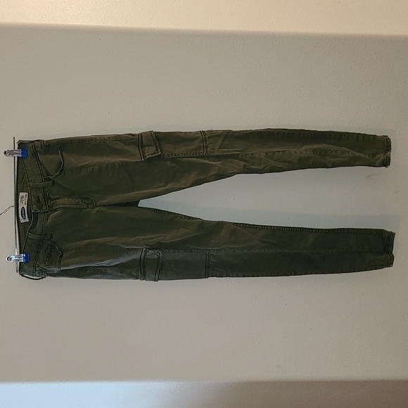 Old navy rockstar super skinny high rise  khaki Size 2 - Picture 3 of 10